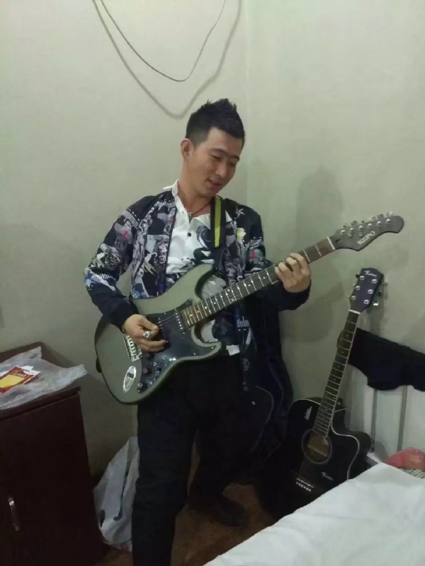 小吉他的第一张照片--建瓯交友网